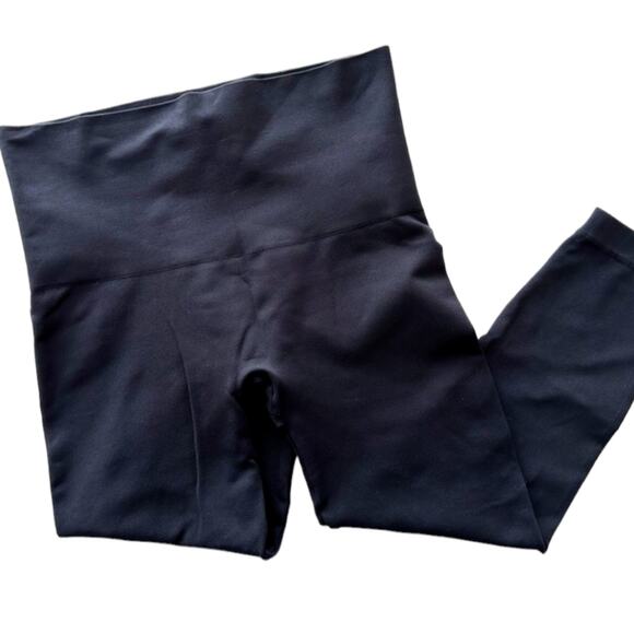 Spanx High Waist Cropped Legging Medium - Picture 2 of 6